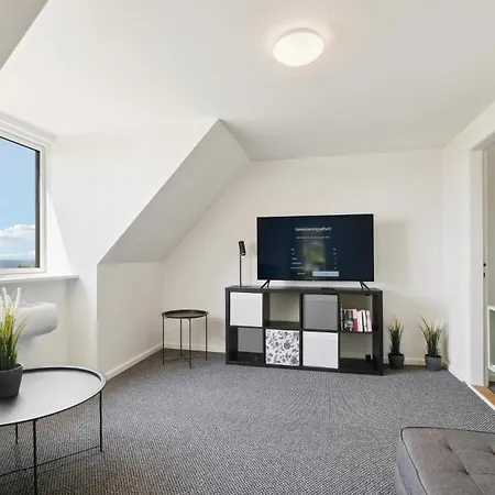 Gorgeous In With House Sea View Holiday home